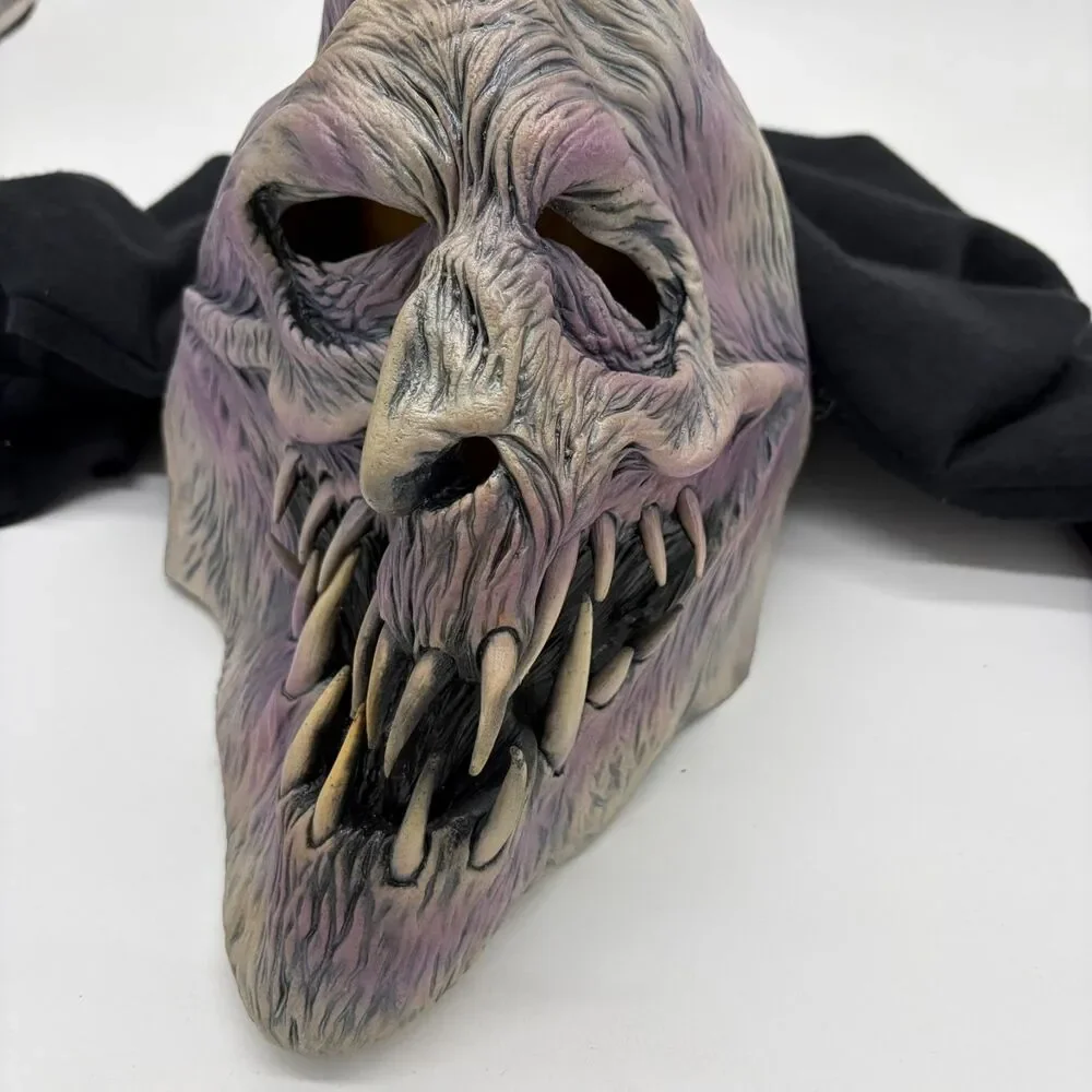 Vintage 1998 Be Something Studios BSS Latex FANG FACE Shroud MONSTER Mask USA